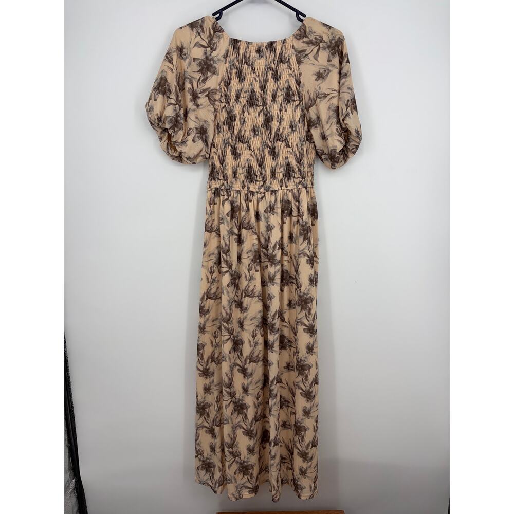 Polagram/Pink Blush Cream Floral Smocked Lined Midi Dress Size Medium - Picture 7 of 7